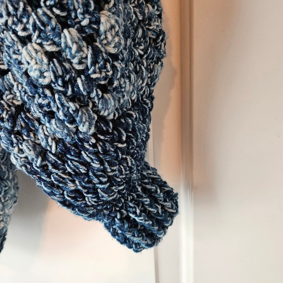 Hand Crocheted Chunky Blue Sweater Silver Maple Stitches Hooded Oversized Heavy - Picture 7 of 11